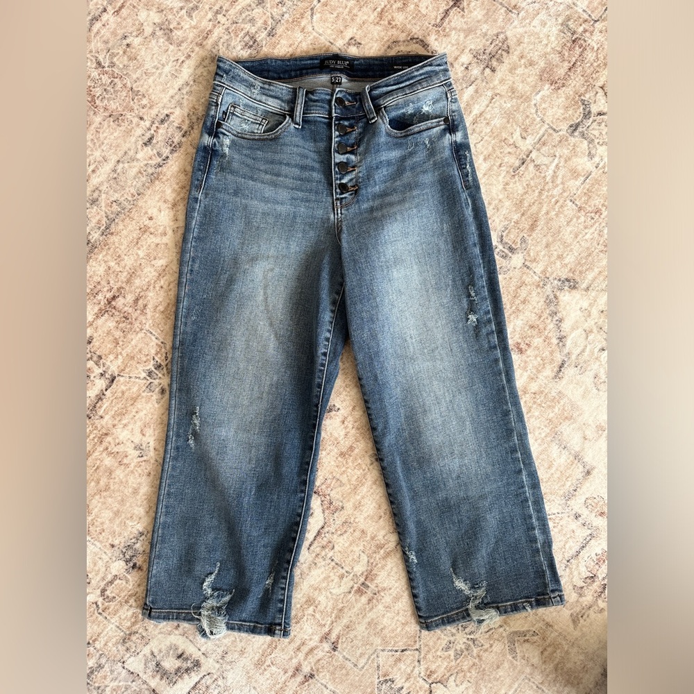Judy Blue Wide Leg Cropped Jean
